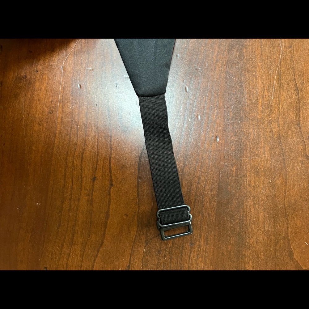 Traditional Black Cummerbund and Tie. Fits up to a 36” waist. - Picture 5 of 6